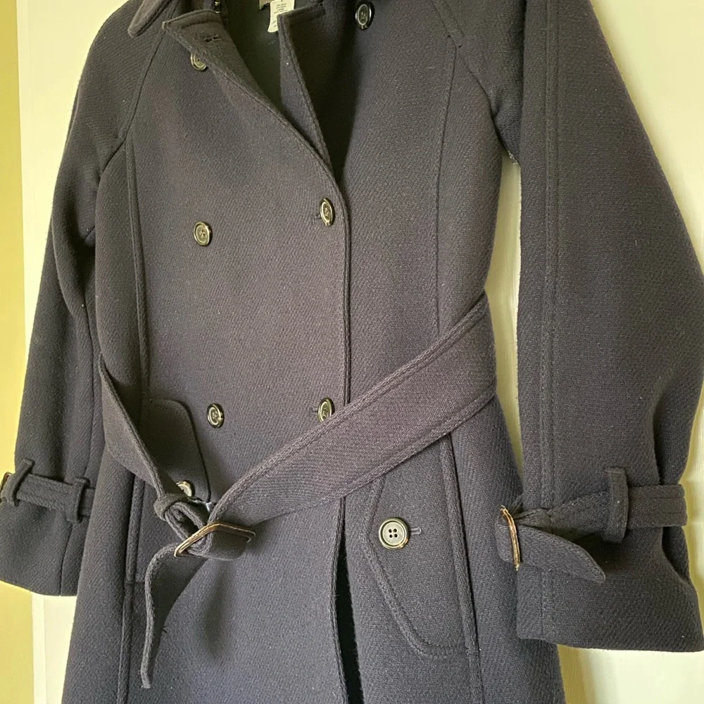 🦋HP🦋J Crew Gray Stadium Cloth Boulevard Trench
Coat - size 0 , Navy - Picture 7 of 9